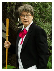 Della Hunter 